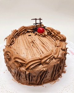 Torta de queque de chocolate con manjar 15 personas